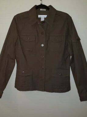 NWOT Jones New York Brown Cargo utility jacket, size L, tailored look